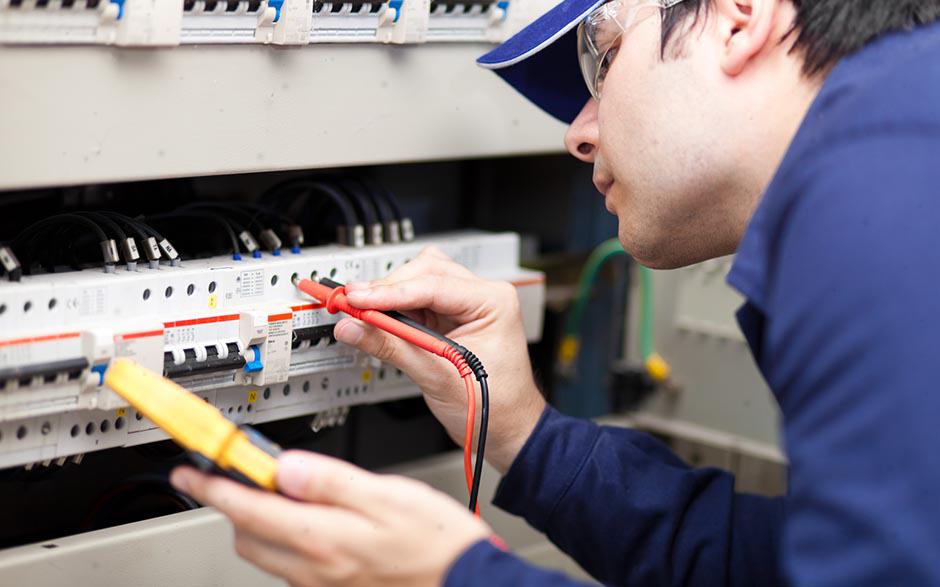 électricien en bâtiment Le Bourget